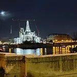 Paris Authentic House Small, Bright And Calm Studio