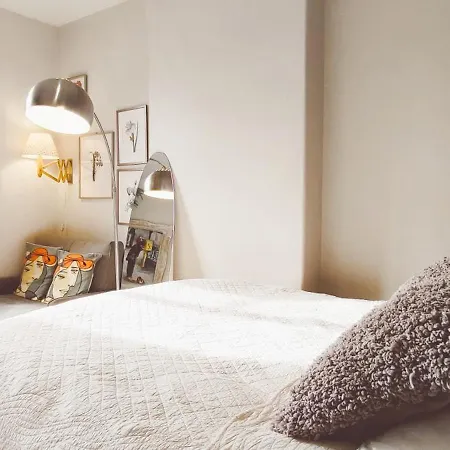 Authentic House Small, Bright And Calm * Parigi