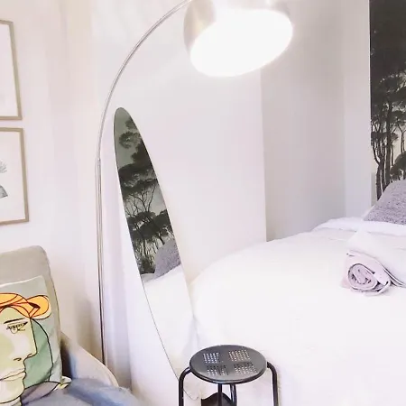 Authentic House Small, Bright And Calm Appartamento *