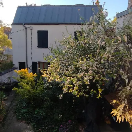 Authentic House Small, Bright And Calm Appartamento