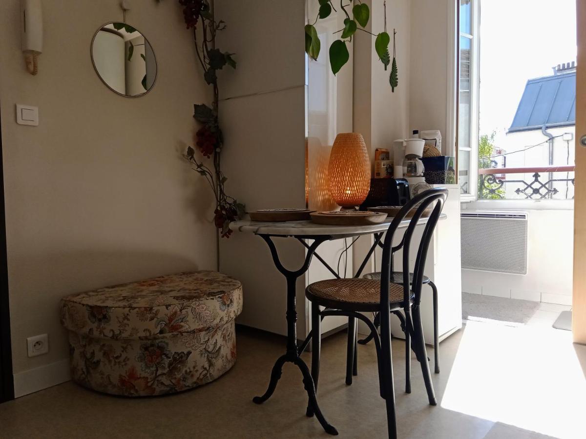 Appartamento Authentic House Small, Bright And Calm Parigi