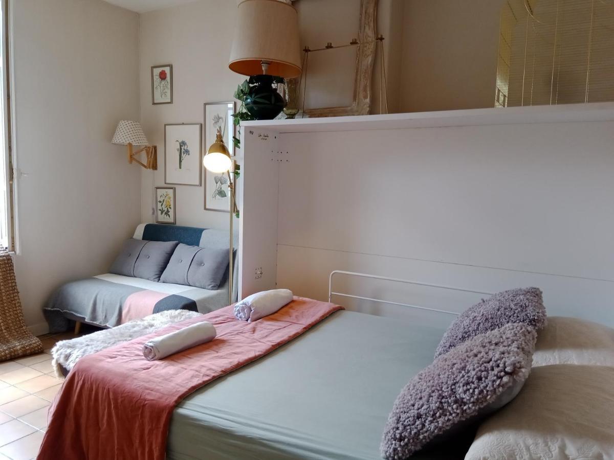 Appartamento Authentic House Small, Bright And Calm Parigi