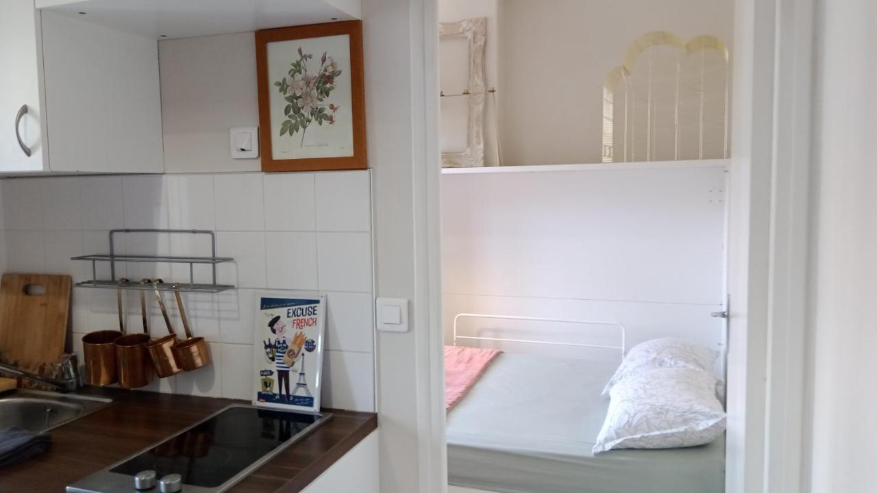 Authentic House Small, Bright And Calm Appartamento Parigi